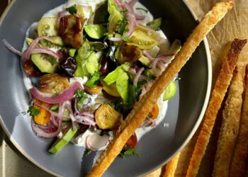 סלט הכל מכל של קיץ